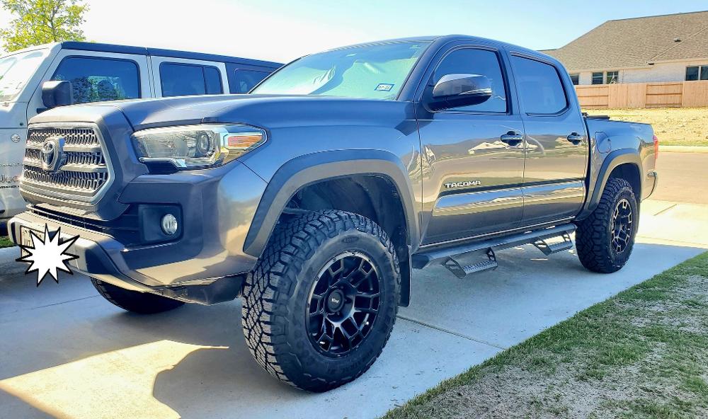 Toyota Tacoma Voxx Replica Pro